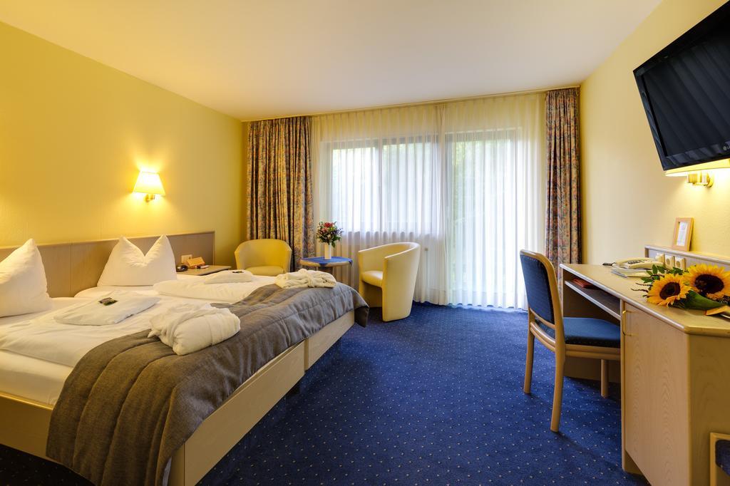 Hotel Die Kleine Blume Erfweiler Exteriör bild