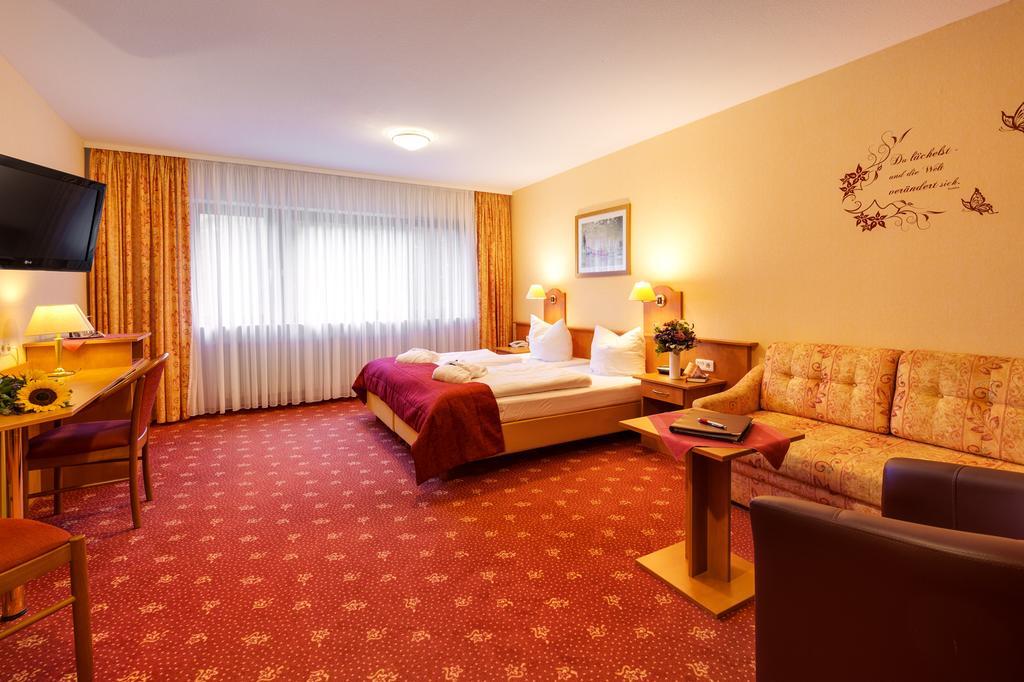 Hotel Die Kleine Blume Erfweiler Exteriör bild